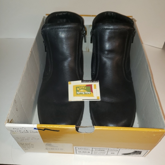 Spring Step Men's Black Low Boots with 2 Tongue Zippers Man Made Sole - Picture 2 of 11